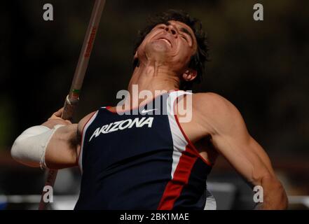 https://l450v.alamy.com/450v/2bk1mae/stanford-united-states-06th-may-2007-jake-arnold-of-arizona-had-a-best-throw-of-197-2-6009m-for-739-points-in-the-decathlon-in-the-pacific-10-conference-track-field-championships-at-stanford-universitys-cobb-track-angell-field-in-stanford-calif-on-sunday-may-6-2007-arnold-wins-with-7755-points-photo-via-credit-newscomalamy-live-news-2bk1mae.jpg
