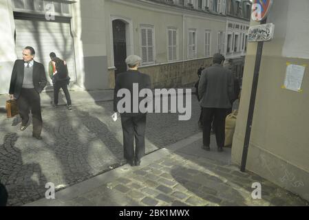 1940's street scene in Paris, pasakdek Stock Photo