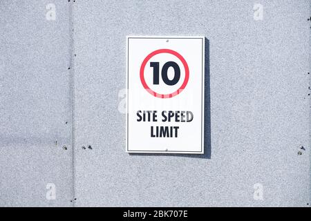 Ten mph construction building site speed safety sign England Stock Photo