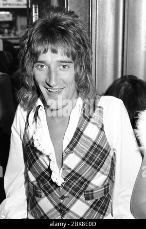 LONDON, UK. September 1974: Pop star Rod Stewart at the first night party for 'John, Paul, George, Ringo & Bert' in London.  File photo © Paul Smith/Featureflash Stock Photo