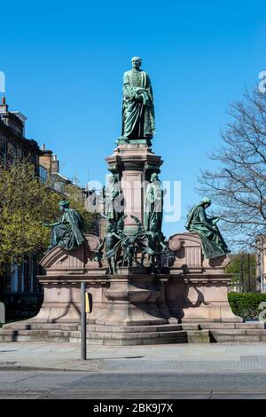 Memorial to William Ewart Gladstone (1809-98), former British Prime Minister, in Coats Crescent Gardens in the West End of Edinburgh, Scotland, UK Stock Photo