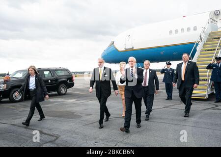 Vice President Mike Pence disembarks Air Force Two at to Columbia Metropolitan Airport in West Columbia, S.C. Thursday, Feb. 13, 2020, and is greeted by South Carolina Gov. Henry McMaster, his wife Peggy McMaster and South Carolina House Minority Leader Gary-Simrill. Vice President Pence in South Carolina Stock Photo