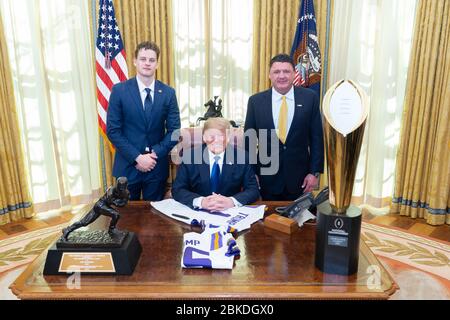 Joe burrow at white house hi-res stock photography and images - Alamy
