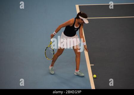 Johanna Konta about to serve at the Copper Box Arena in London for the women's tennis 2019 Fed Cup (Team GB) Great Britain vs Kazakhstan Stock Photo