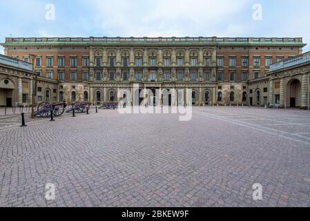 Yttre borggården, Outer Courtyard (Parade Square) and Kungliga Slottet, Baroque style Royal Palace building with 3 museums & a vast library Stock Photo