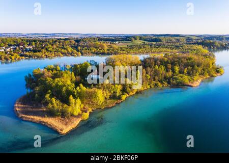 Woerth Island with Woerthschloessl Castle, Mouse Island, Woerth Lake, near Inning, Five Lakes Country, drone recording, Upper Bavaria, Bavaria Stock Photo