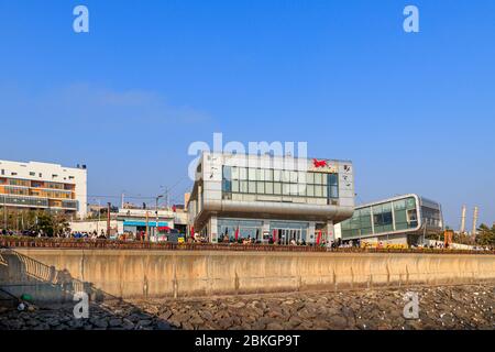 Incheon, Korea, April 18, 2020 - Incheon Songdo Solchan Park, seaside cafe scenery. Stock Photo