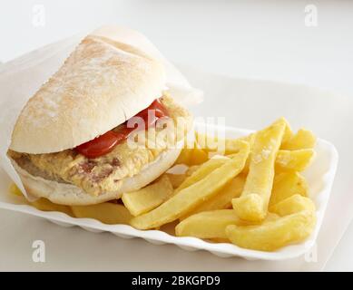 corned beef fritter and chips Stock Photo