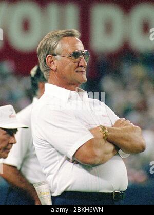 Miami Dolphins head coach Don Shula during the preseason game against the Washington Redskins at RFK Stadium in Washington, DC on Friday, August 25, 1989. The Redskins won the game 35 - 21.Credit: Arnie Sachs/CNP /MediaPunch Stock Photo