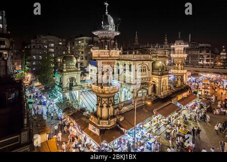 India, Maharashtra State, Bombay, also called Mumbay, Mohammed Ali Road, elevated night view of Minara Masjid mosque Stock Photo