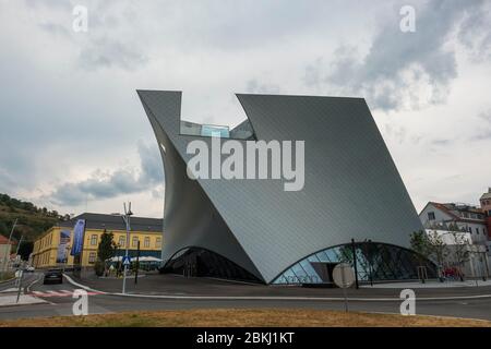 Austria, Lower Austria, Krems an der Donau, The gallery of the State of Lower Austria is a cultural center designed by the Marte Marte architecture Stock Photo