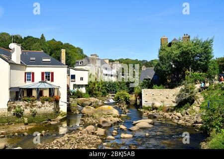 France, Finistere, Pont Aven, the banks of Aven river, Moulin du Grand Poulguin restaurant Stock Photo