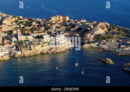 France, Bouches du Rhone, Marseille, 7th arrondissement, Endoume district, Corniche du President John Fitzgerald Kennedy, Anse Malmousque (aerial view) Stock Photo