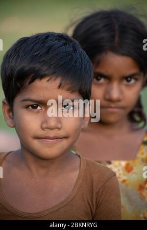 Close-up portrait of Indian boy and girl.  Bundi, Rajasthan, India Stock Photo