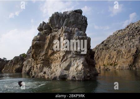 Narmada river in between Marble Rocks, Jabalpur, Madhya Pradesh/India Stock Photo