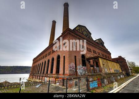 Abandoned Power Station along the Hudson River in Yonkers, New York. Stock Photo