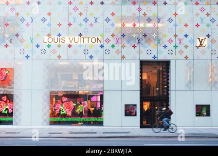 Louis Vuitton, Fifth Avenue, New York, United States by Jun Aoki