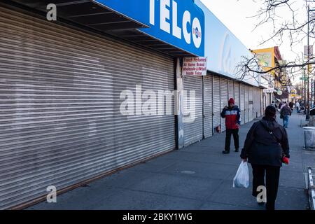 Brooklyn, NY - 27 March 2020. Restrictions on the public during the COVID-19 pandemic have led to store closures throughout Brooklyn's neighborhoods. Stock Photo
