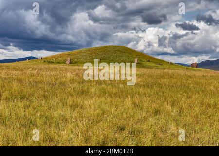 Салбыкский курган хакасия фото