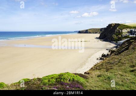 deserted empty vast beach due to coronavirus covid 19 at watergate bay, cornwall, england, britain. Stock Photo