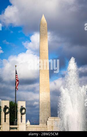 Fountain of the World War II Memorial and the Washington Memorial in Washington, DC, USA. Stock Photo