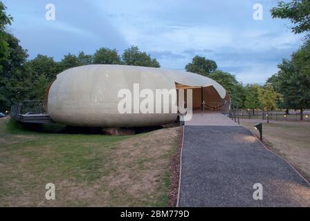 Summer Pavilion Serpentine Galleries Serpentine Pavilion 2014, Kensington Gardens, London, W2 3XA by Smiljan Radic Stock Photo