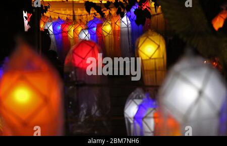 Colombo, Sri Lanka. 7th May, 2020. Vesak lanterns are seen during Vesak day during an island-wide curfew, in Colombo, Sri Lanka, 07 May 2020. Buddhists commemorate the birth of Buddha, his attaining enlightenment and death on the day. Credit: Pradeep Dambarage/ZUMA Wire/Alamy Live News Stock Photo