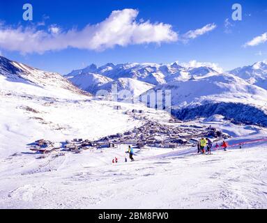 Resort view from ski slopes, Alpe d'Huez, Isere, Auvergne-Rhone-Alpes, France Stock Photo