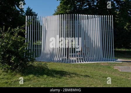 White Summer House Pavilion Serpentine Galleries Serpentine Pavilion 2016, Kensington Gardens, London, W2 3XA by Asif Khan Stock Photo