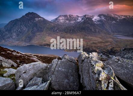Tryfan, Llyn Ogwen, Cwm Idwal and the Glyderau Mountains at sunset, Ogwen Valley, Snowdonia National Park, North Wales, UK Stock Photo