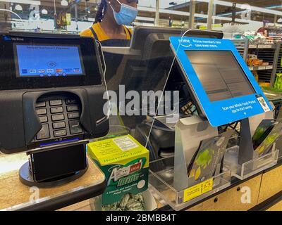 Grocery Store Scanner at Check-Out, United Stated Stock Photo - Alamy