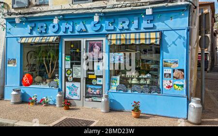 France, Le Puy-en-Velay, Fromagerie (cheese) shop Stock Photo