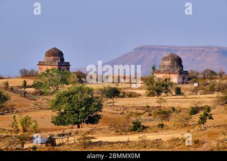 India, Madhya Pradesh state, Mandu,  15th century Afghan style Jahaz Mahal palace built by Ghyas-ud-Din Stock Photo