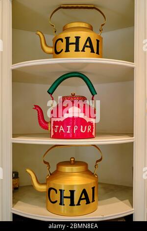 India, Rajasthan, Jaipur the Pink City, teapot in a tea shop Stock Photo