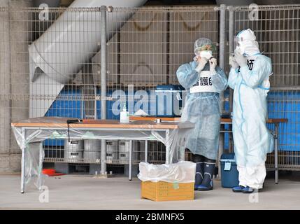 Kashima, Japan. 10th May, 2020. Medical worker stand-by before the simulation for drive-through coronavirus (COVID-19) testing at the Kashima soccer Stadium in Ibaraki-Prefecture, Japan on Sunday, May 10, 2020. Photo by Keizo Mori/UPI Credit: UPI/Alamy Live News Stock Photo