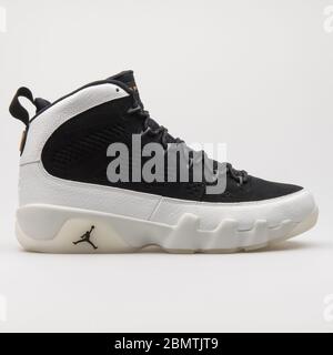 Jordan 9 feb 2018 online