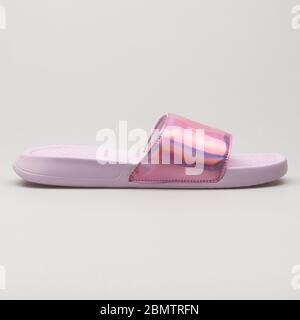 Puma popcat store chrome slides