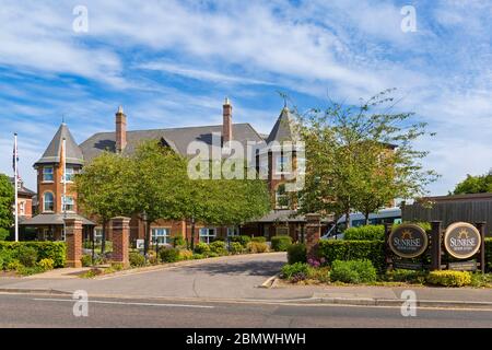 Sunrise Senior Living with a special neighbourhood for the memory impaired building at Bournemouth, Dorset UK on warm sunny day in May - Sunrise Care Stock Photo