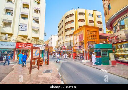 Dubai Deira Gold Market Gold Souq Shop Window Kranz Jewels Dubai Gold Souk Schaufenster Stock