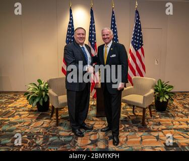 Secretary Pompeo Meets with Governor H. McMaster U.S. Secretary of State Michael R. Pompeo meets with Governor of South Carolina Henry McMaster in Charleston, South Carolina, on November 10, 2019.