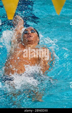 Aaron Peirsol (USA) competing in the Men's 200m backstroke semi-finals at the 2004 Olympic Summer Games, Athens, Greece. Stock Photo