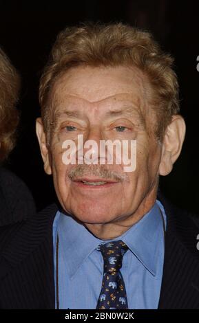 FILE: 12th May 2020. Photo taken: 11 May 2020 - Comedy veteran Jerry Stiller has died at the age of 92. Jerry Stiller was known for his role as Frank Costanza in the show 'Seinfeld' and later, as Arthur Spooner in the sitcom, 'The King of Queens.' Stiller had lost his wife, Anne Meara, in 2015. File photo: Dec 16, 2004; Universal City, California, USA; Actor Jerry Stiller during 'Meet The Fockers' Los Angeles Premiere held at Universal Amphitheatre. Photo Credit: Laura Farr/AdMedia /MediaPunch Credit: MediaPunch Inc/Alamy Live News Stock Photo