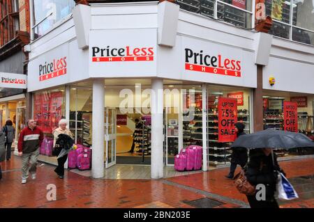 priceless shoe store