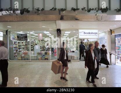 1997, Leeds city Centre, busy with shoppers, West Yorkshire, northern England, UK Stock Photo