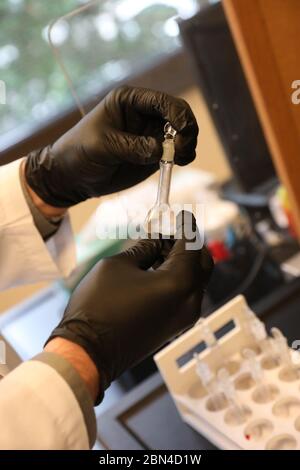 Cbp Lab Test Laboratories and Scientific Services drug testing at the Port of ...