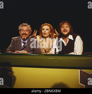 KO - OK,  Quizshow im Vorabendprogramm,  Deutschland 1977 - 1980, Rateteam: Klaus Havenstein, Margot Werner, Fredl Fesl Stock Photo