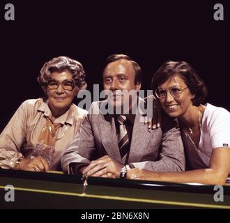 KO - OK,  Quizshow im Vorabendprogramm,  Deutschland 1977 - 1980, Rateteam: Thea Andresen, Jürgen Jacobsen, Sigrun Kiesewetter Stock Photo