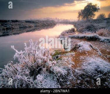 GB - WORCESTERSHIRE:  Winter along River Avon near Bredon's Norton Stock Photo