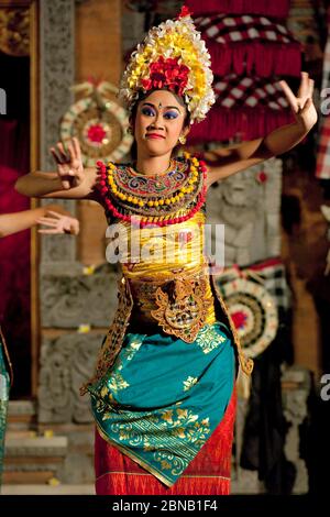 Indonesia, Bali, Legong Dancer, Close Up Of Her Face B1751 Stock Photo 