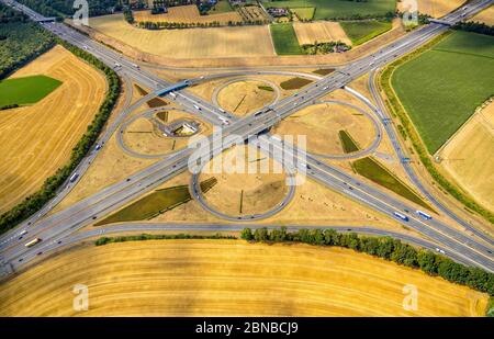 motorway interchange Kamener Kreuz in summer 2019, 08.08.2019, aerial view, Germany, North Rhine-Westphalia, Ruhr Area, Kamen